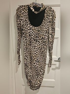Guess Long Sleeve Leopard Print Dress - Beige & Black